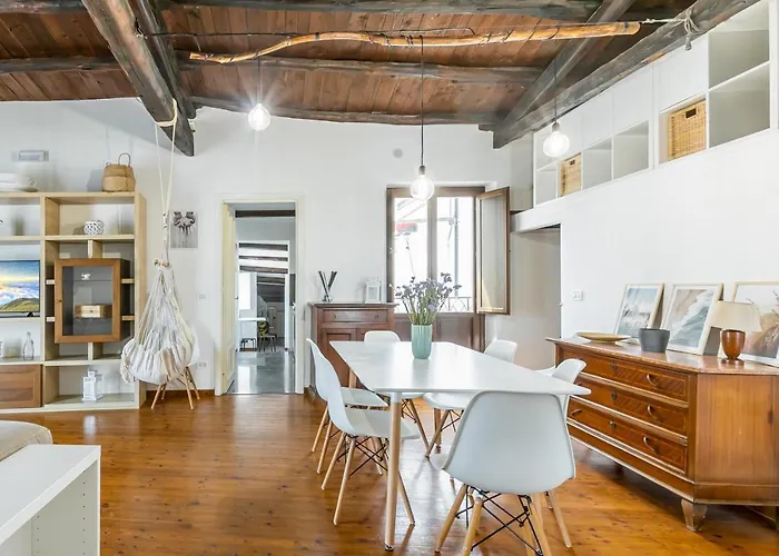 Vucciria Flat With Small Terrace