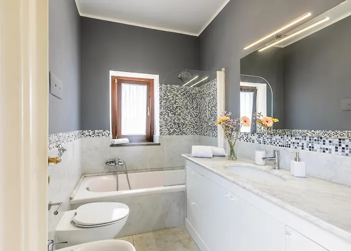 Vucciria Flat With Small Terrace